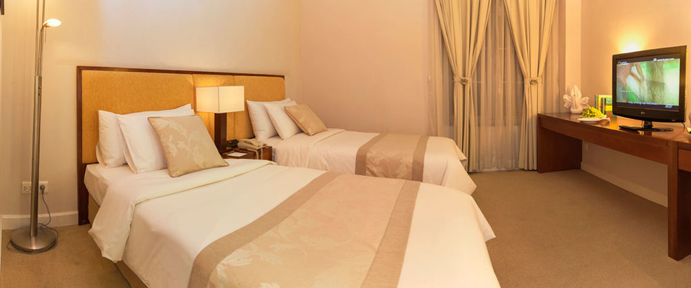 Catina Saigon Hotel Ho Chi Minh City Exterior photo