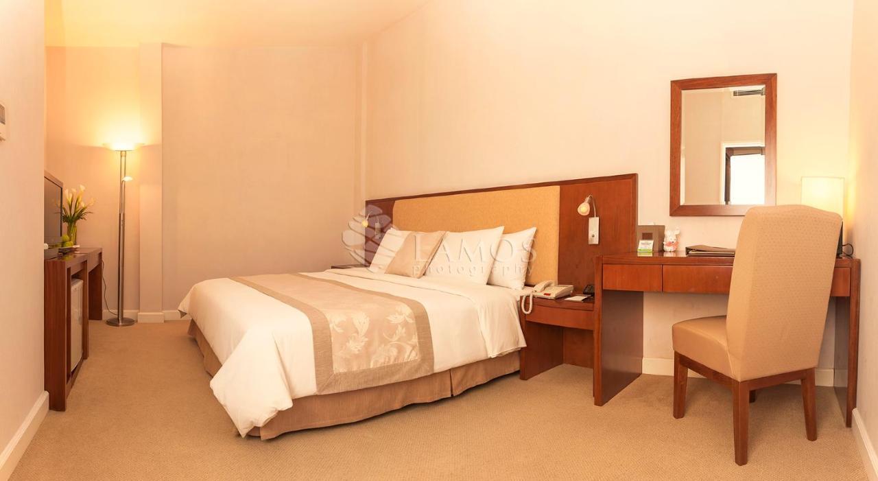 Catina Saigon Hotel Ho Chi Minh City Exterior photo